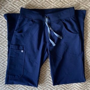 Figs navy scrub pant